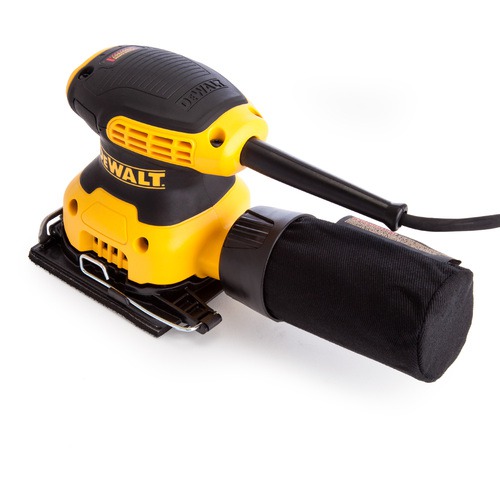 Lixadeira orbital 230 watts 112 x 112 mm com coletor de pó - DWE6411 220V Lixadeira orbital 230 watts 112 x 112 mm com coletor de pó - DWE6411 220V