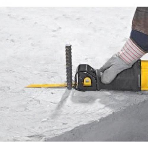 Serra sabre 1.000 watts com velocidade variável - DW304PK 220V Serra sabre 1.000 watts com velocidade variável - DW304PK 220V
