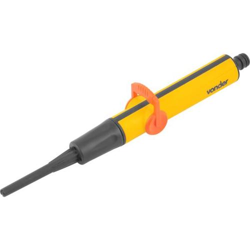 Jogo para limpeza geral com 2 escovas 1 esguicho e conector 1/2 Jogo para limpeza geral com 2 escovas 1 esguicho e conector 1/2
