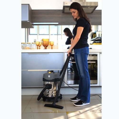 Aspirador de p� e l�quido 20 litros 1.400 watts - NT2000  220V