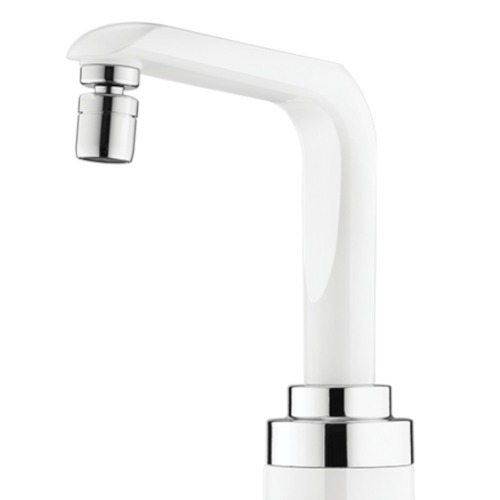 Torneira eletr�nica de mesa 5500 watts Branco Cromado - Essence  220V