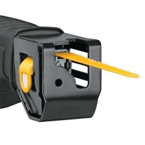 Serra sabre 1.000 watts com velocidade variável - DW304PK 220V Serra sabre 1.000 watts com velocidade variável - DW304PK 220V