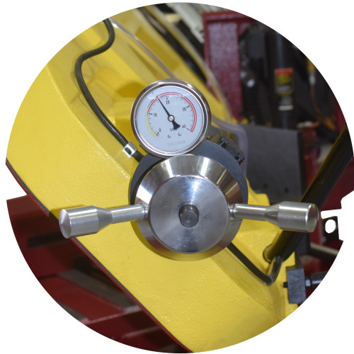 Serra de fita horizontal gravitacional e manual 260 x 260 mm trif�sica 220V - S3720E-H2