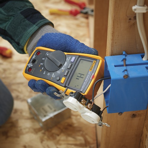 Mult�metro digital port�til 600V CAT III - 117