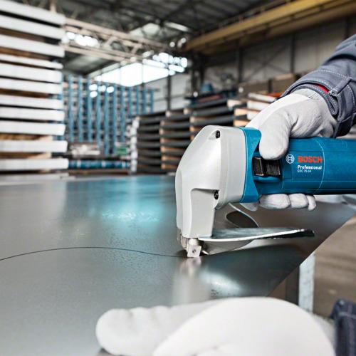 Tesoura faca 750 watts para cortes retos e curvos em aço - GSC 75-16 220V Tesoura faca 750 watts para cortes retos e curvos em aço - GSC 75-16 220V