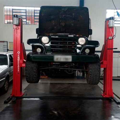 Elevador automotivo 4,1T lubrifica��o a �leo vermelho trif�sico - ECO 4100