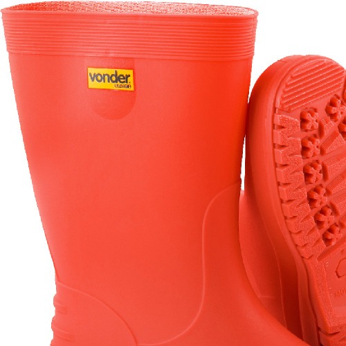 Bota de PVC cano médio vermelha com forro Bota de PVC cano médio vermelha com forro