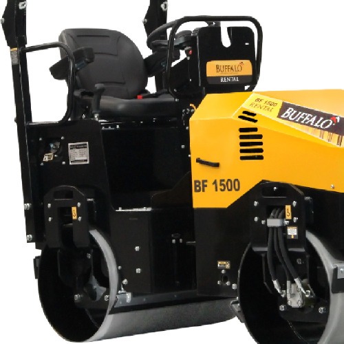 Rolo compactador vibratório liso a gasolina 23 hp - BF 1500 Rolo compactador vibratório liso a gasolina 23 hp - BF 1500