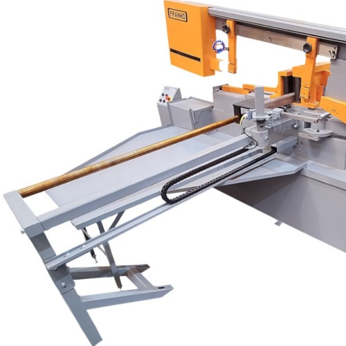 Serra fita horizontal 1,5 CV 250 mm cabe�ote hidr�ulico trif�sica - FMG-500A