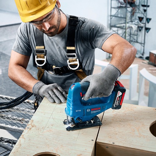 Serra tico tico a bateria 18V Brushless Sem bateria - GST 183-L Serra tico tico a bateria 18V Brushless Sem bateria - GST 183-L