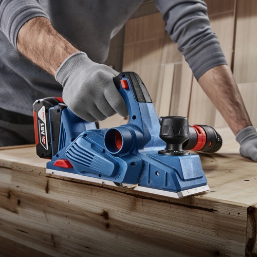 Plaina a bateria 18V Brushless corte por passada 2,6 mm Sem Bateria - GHO 185-LI