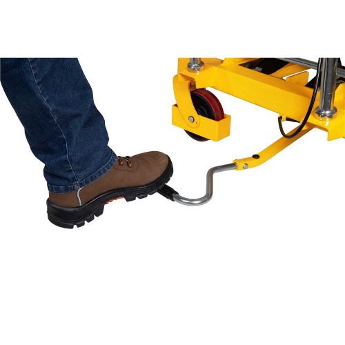 Mesa hidr�ulica pantogr�fica capacidade 1500kg com roda de PU MPP 1500