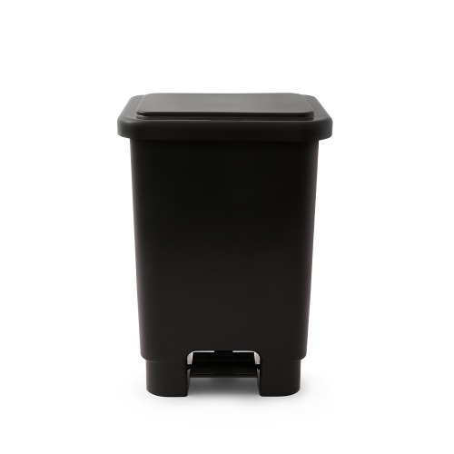 Lixeira plástica 25 litros com pedal - 13224 Lixeira plástica 25 litros com pedal - 13224