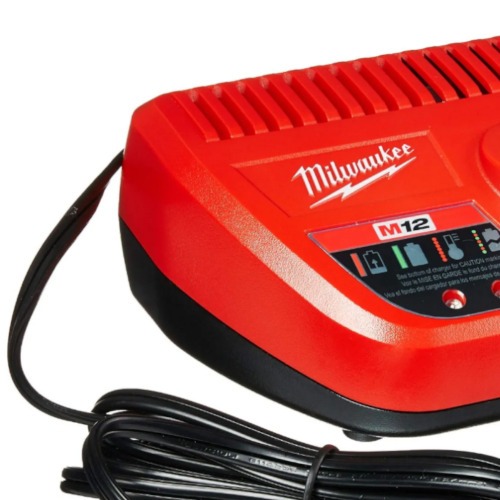 Carregador de bateria 12V - M12 110V/220V Carregador de bateria 12V - M12 110V/220V