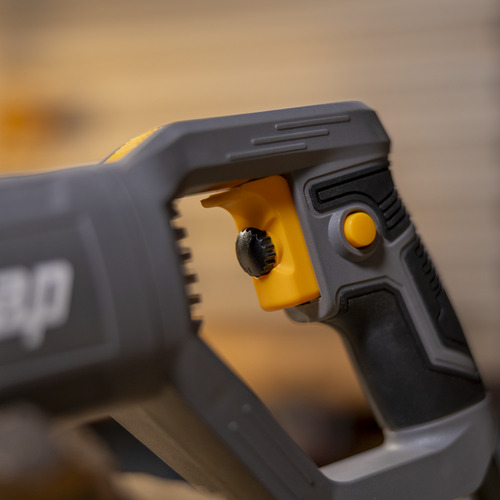 Serra sabre 1200 watts velocidade vari�vel - WF SA01  110V