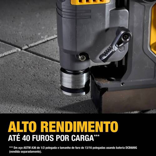 Furadeira com base magnética a bateria 20V Max Brushless sem bateria - DCD1623B Furadeira com base magnética a bateria 20V Max Brushless sem bateria - DCD1623B