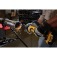 Retificadeira a bateria 20 volts Brushless com 2 baterias - DCG426B  220V